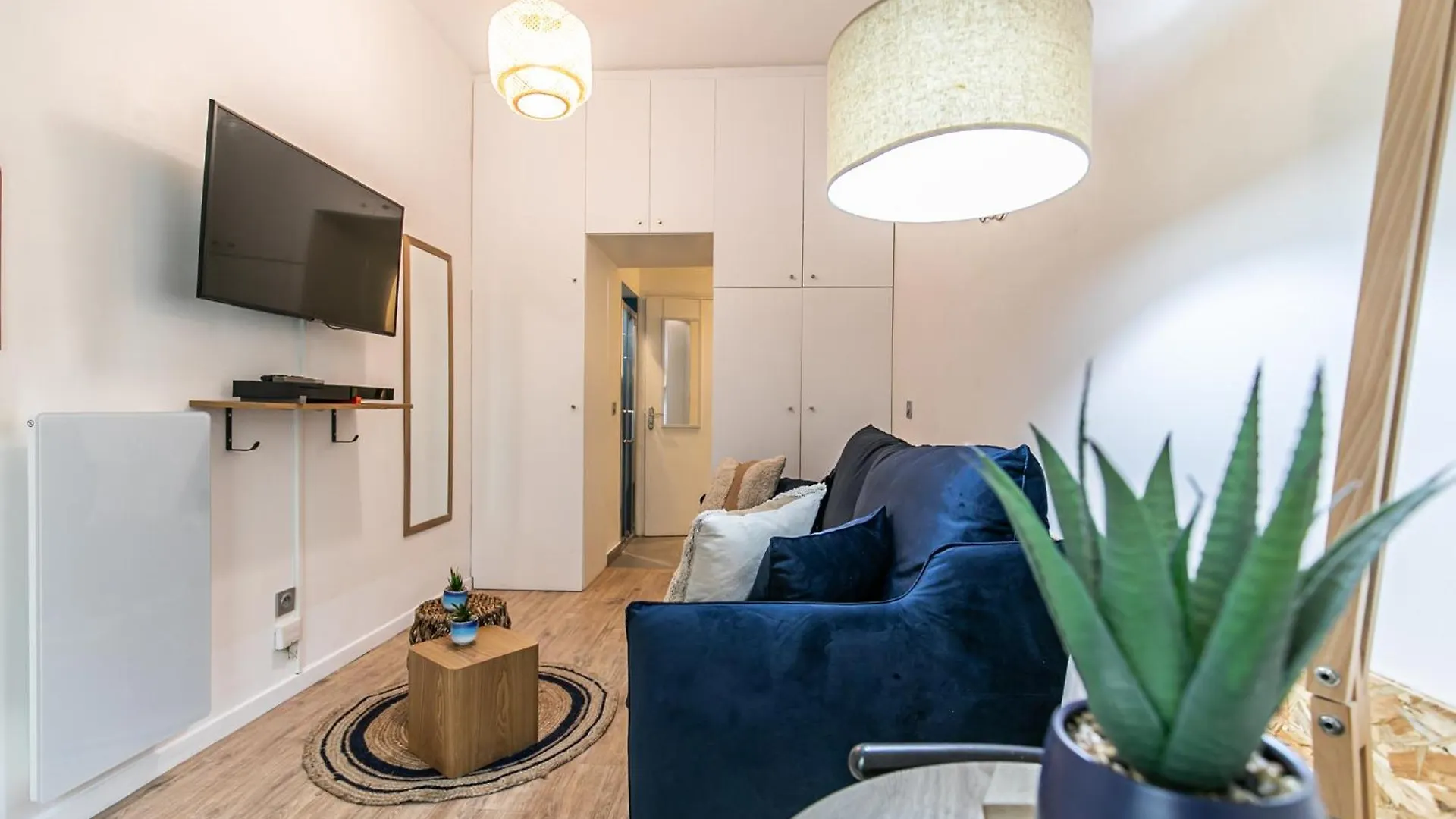 Mba Splendide Appart - Parmentier - Paris - Proche Bastille 0*,  France